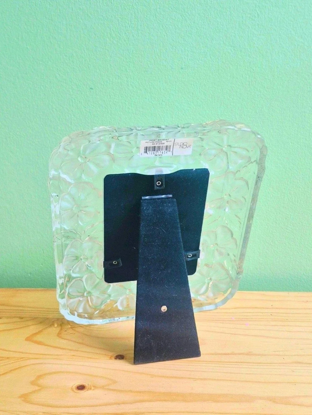 Vintage Studio Nova Pansy Bouquet Glass 4x6 Picture Frame